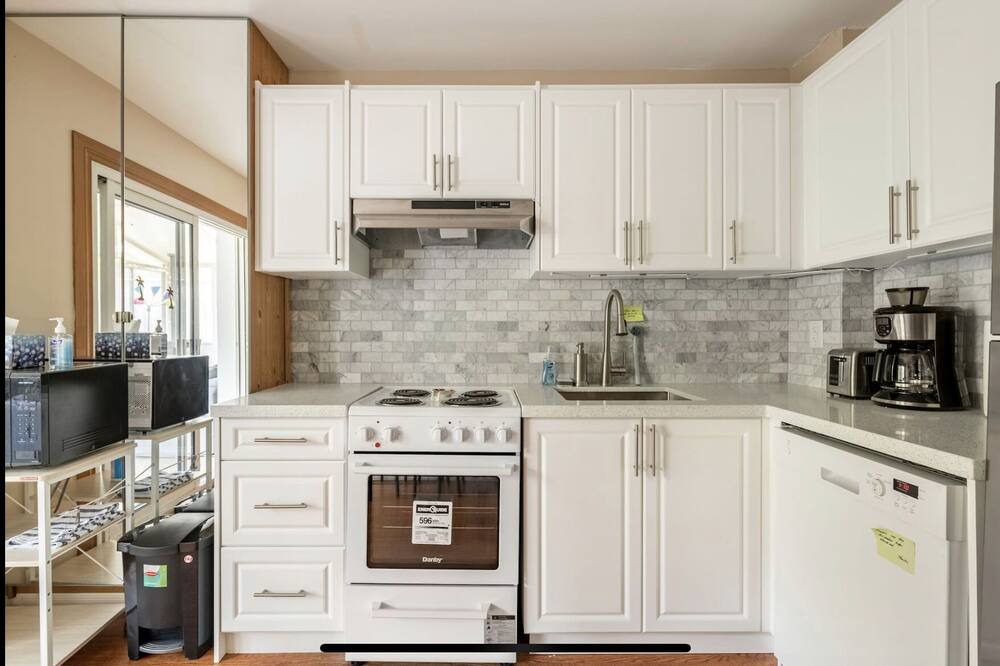 Photo of Kitchen in Pickering