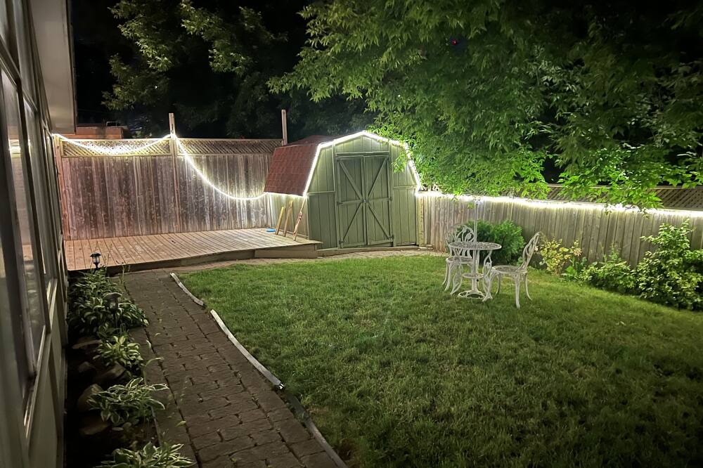 Photo of Outdoor in Pickering