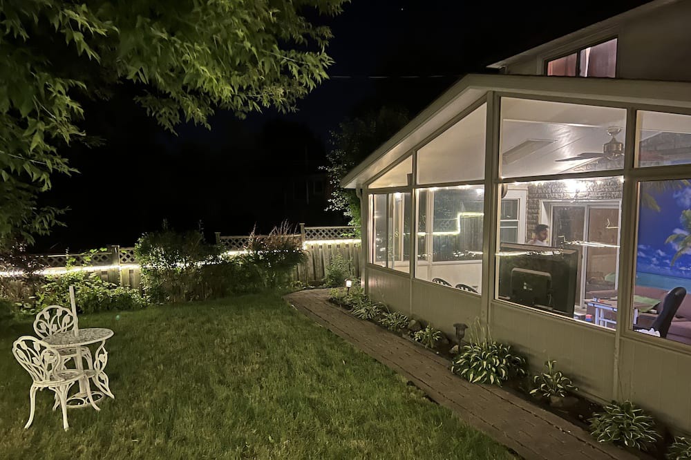 Photo of Outdoor in Pickering