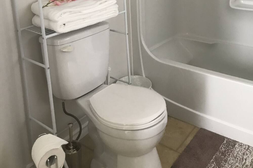 Photo of Bathroom in Dunsford