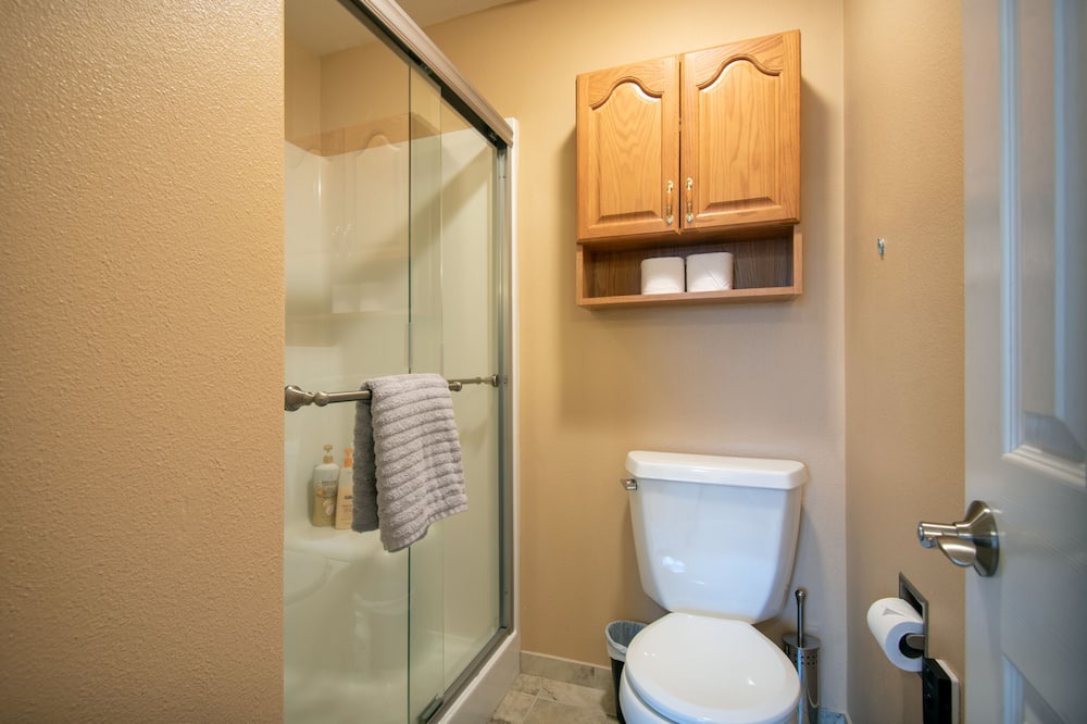 Photo of Bathroom in Evergreen