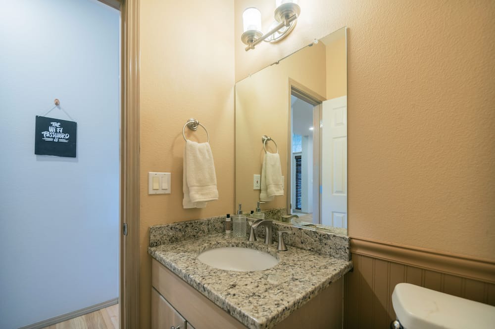 Photo of Bathroom in Evergreen