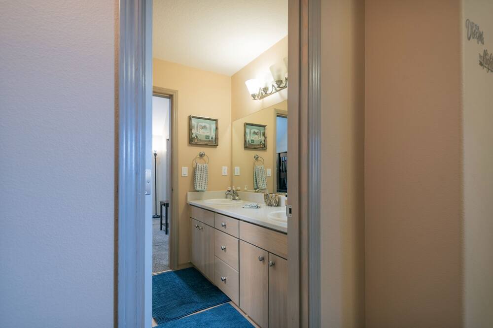 Photo of Bathroom in Evergreen