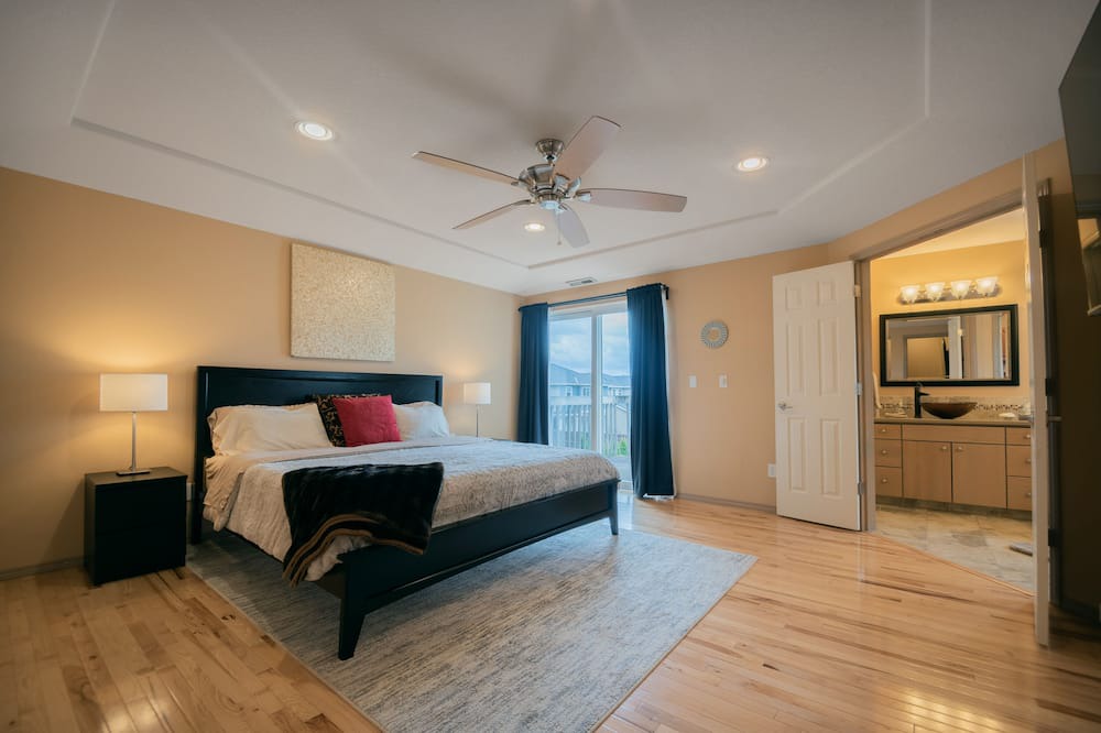 Photo of Bedroom in Evergreen