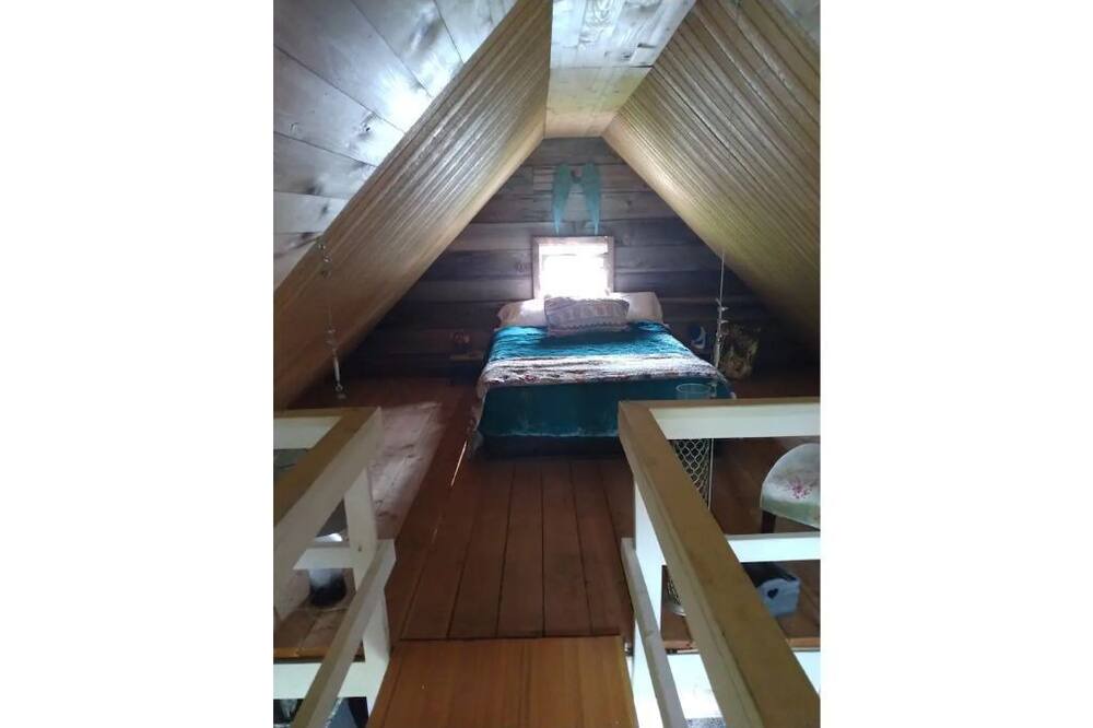 Photo of Bedroom in Cottage Grove