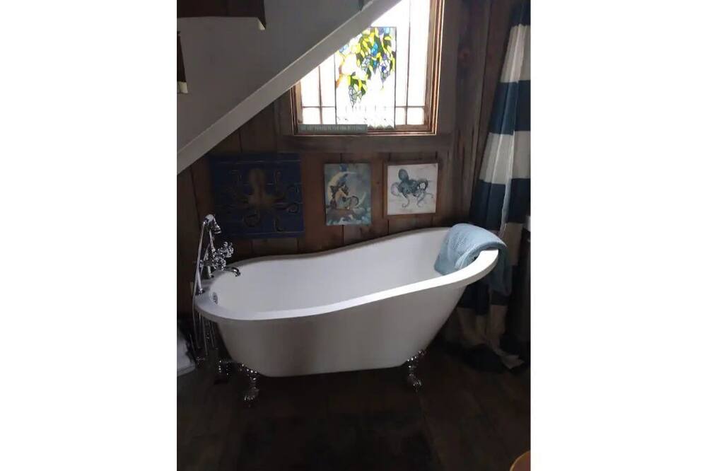 Photo of Bathroom in Cottage Grove