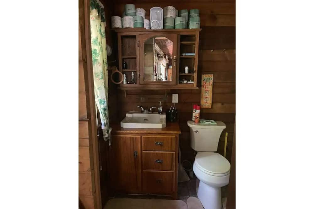 Photo of Bathroom in Marblemount