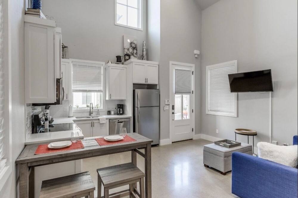 Photo of Bedroom in Central Oklahoma City