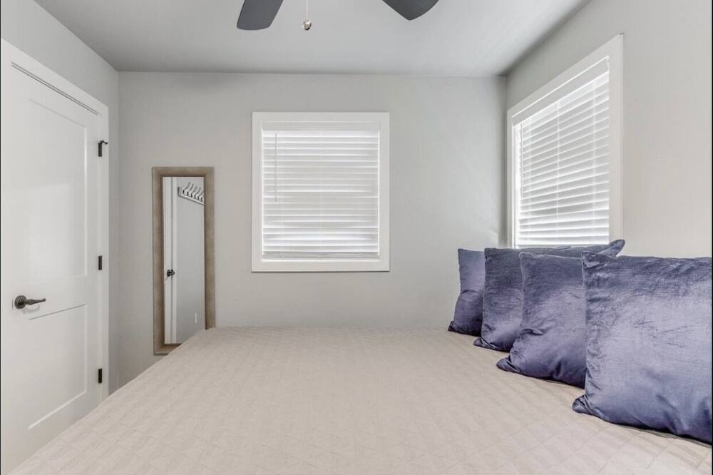 Photo of Bedroom in Central Oklahoma City