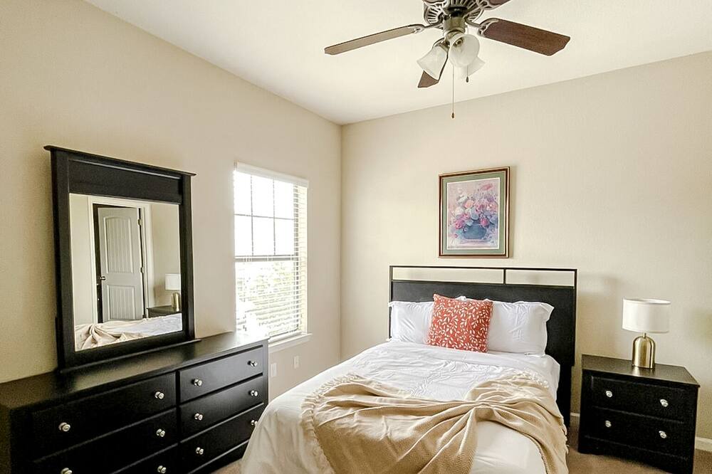 Photo of Bedroom in Stillwater