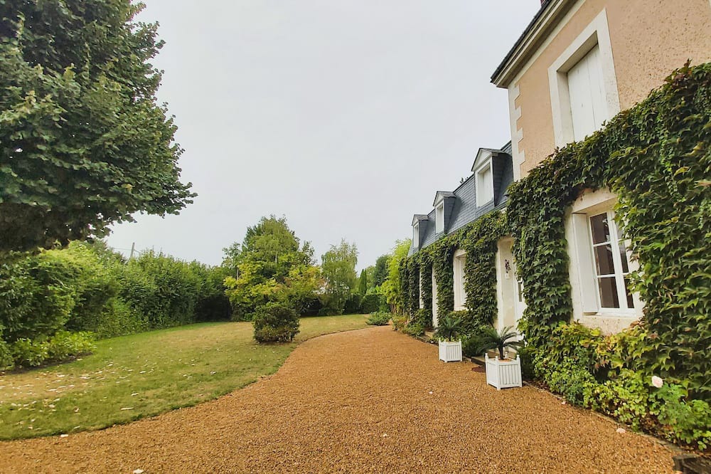 Photo of Outdoor in Saint-Cyr-sur-Loire