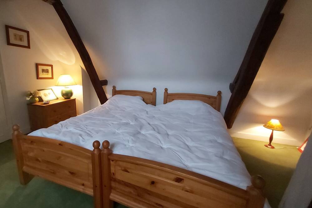 Photo of Bedroom in Saint-Cyr-sur-Loire