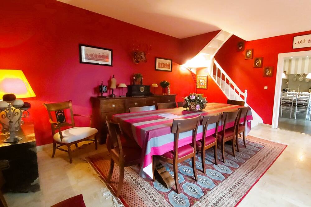 Photo of Kitchen in Saint-Cyr-sur-Loire