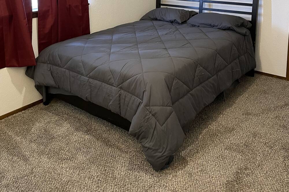 Photo of Bedroom in Arena District