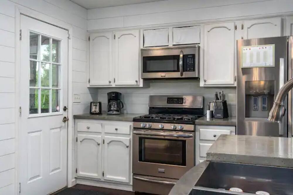 Photo of Kitchen in Alabaster