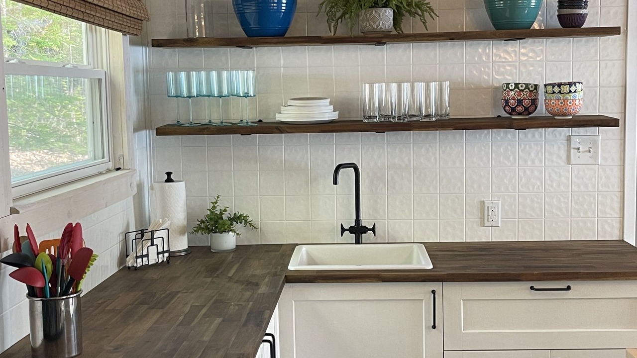 Photo of Kitchen in Cambridge-Narrows