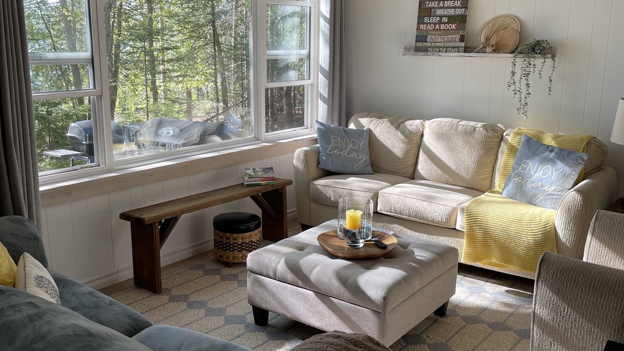 Photo of Livingroom in Cambridge-Narrows