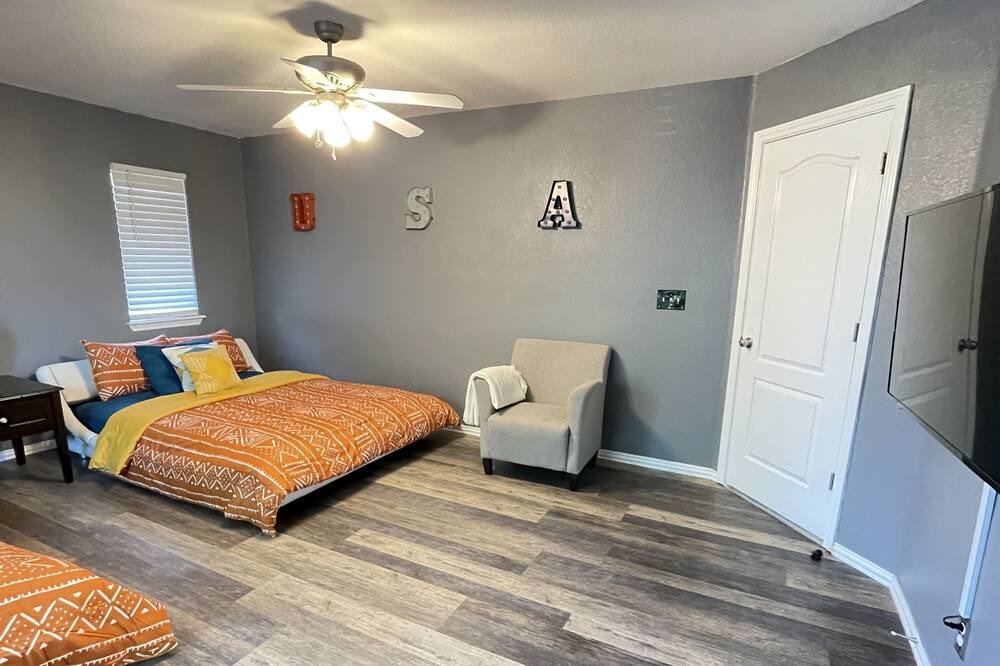 Photo of Bedroom in Henderson