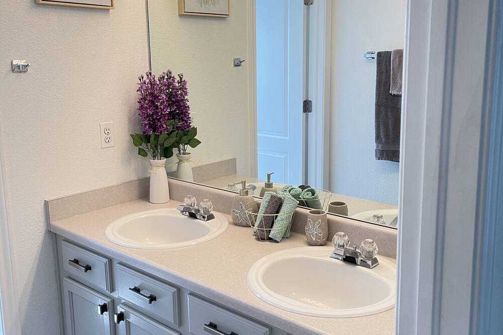 Photo of Bathroom in Henderson
