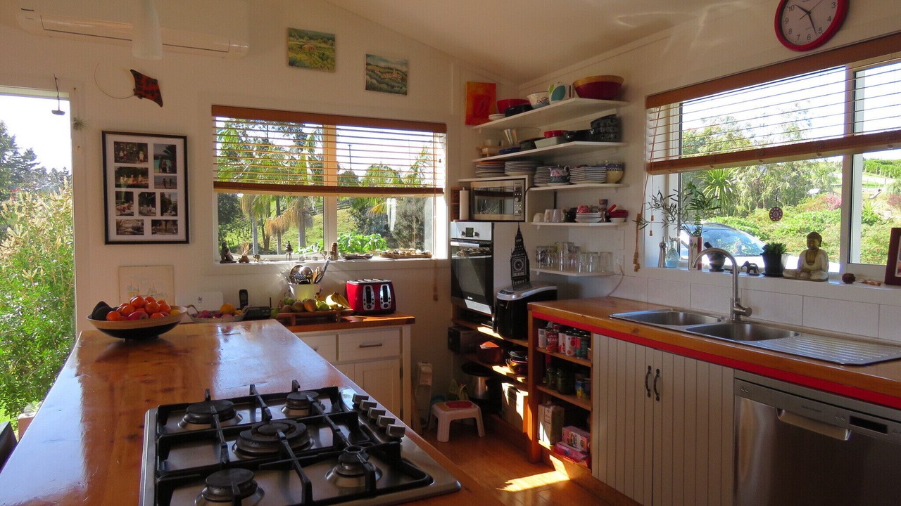 Photo of Others in Cable Bay