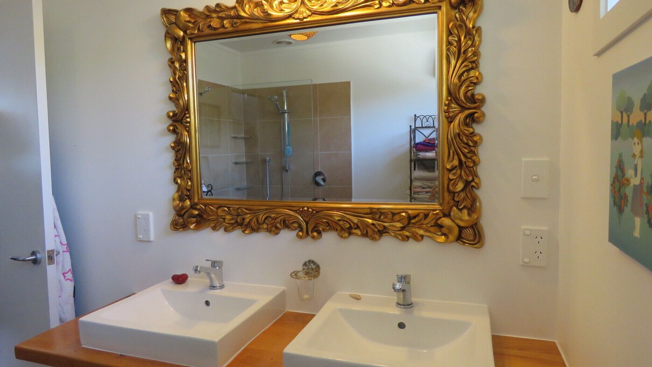 Photo of Bathroom in Cable Bay