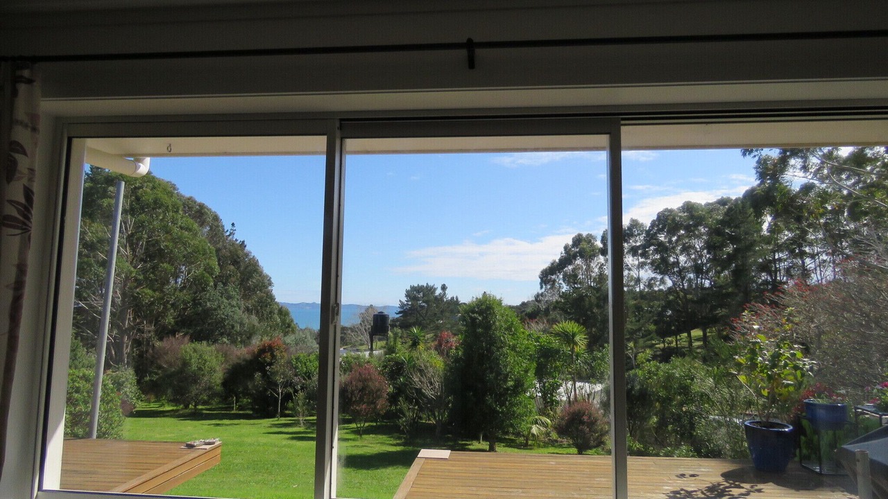 Photo of Others in Cable Bay