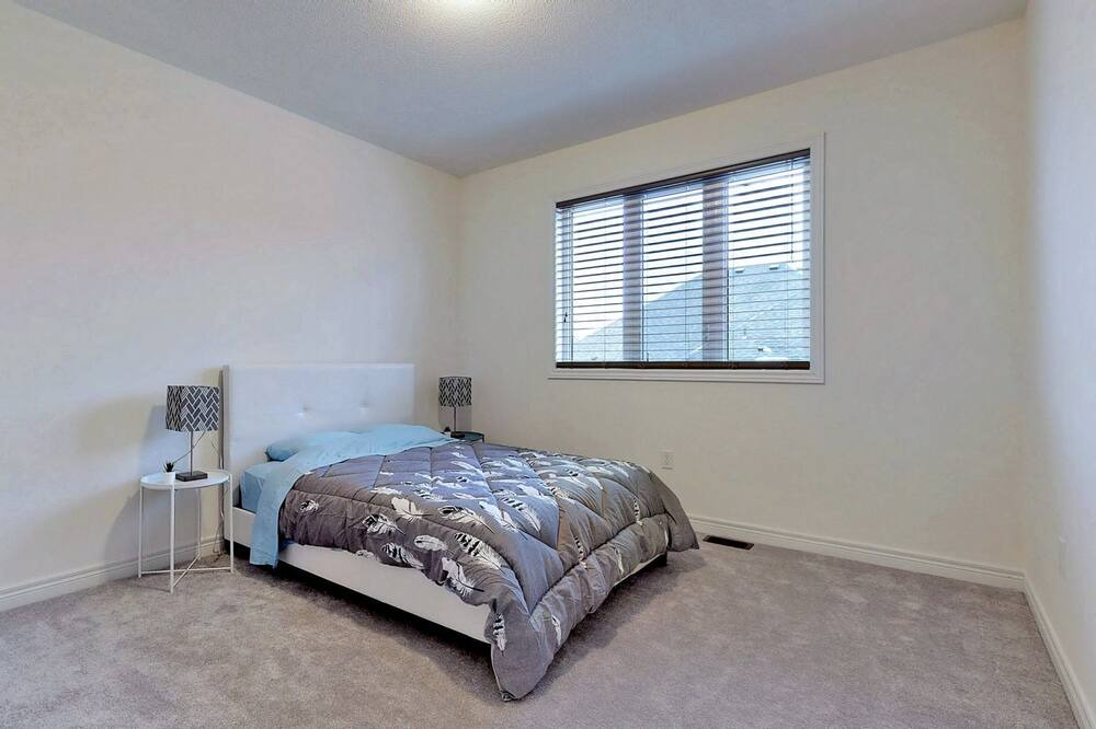Photo of Bedroom in Aurora