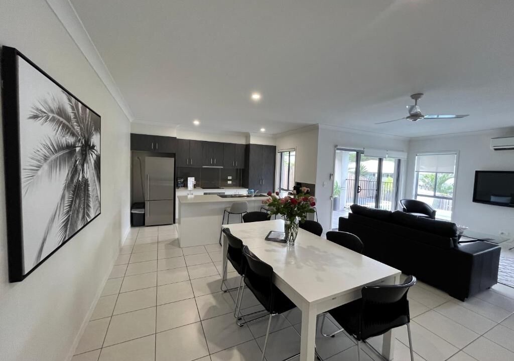 Photo of Livingroom in Upper Coomera