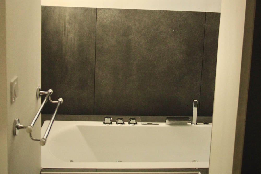 Photo of Bathroom in Horgues