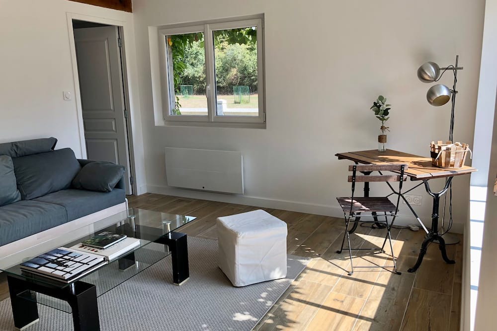 Photo of Livingroom in Saint-Leger-des-Bois