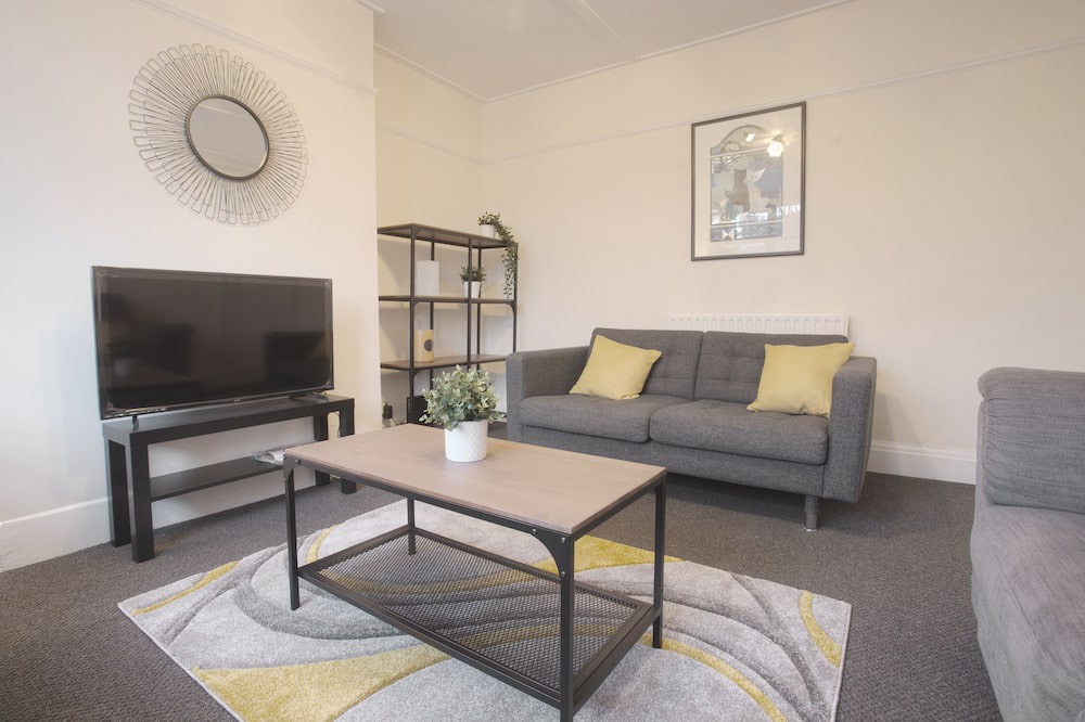 Photo of Others in Stoke Bishop