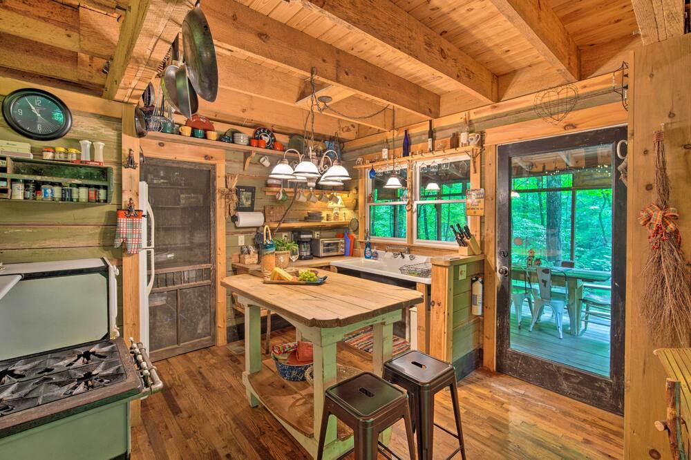 Photo of Others in Chatsworth