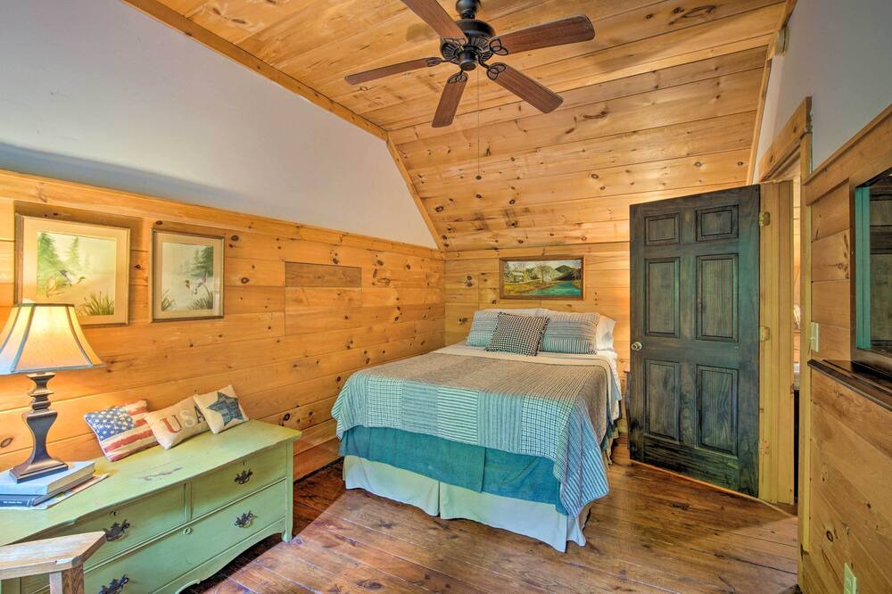 Photo of Others in Chatsworth