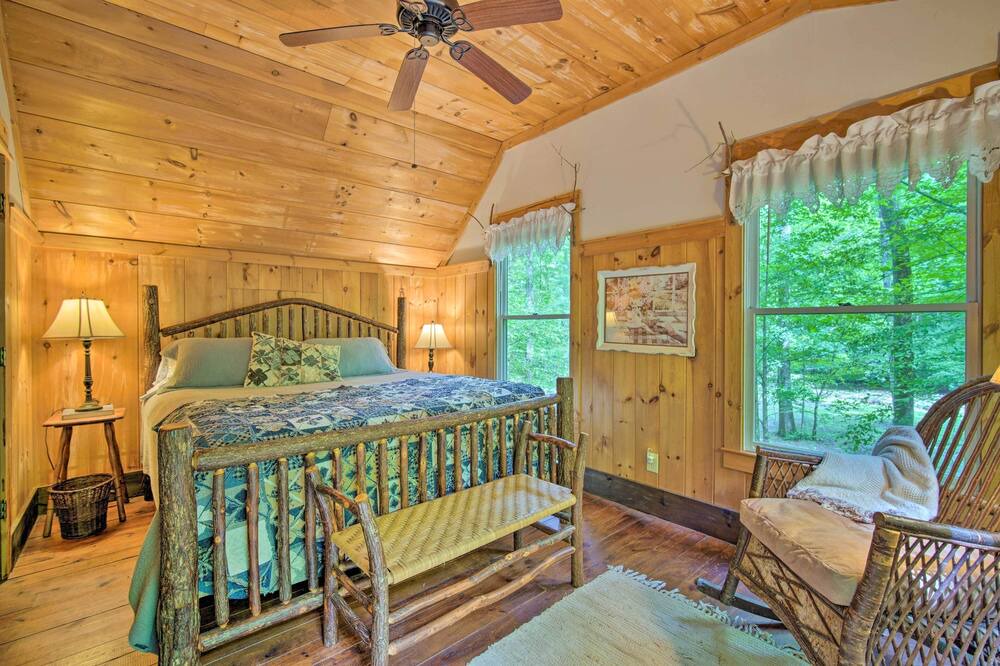 Photo of Others in Chatsworth