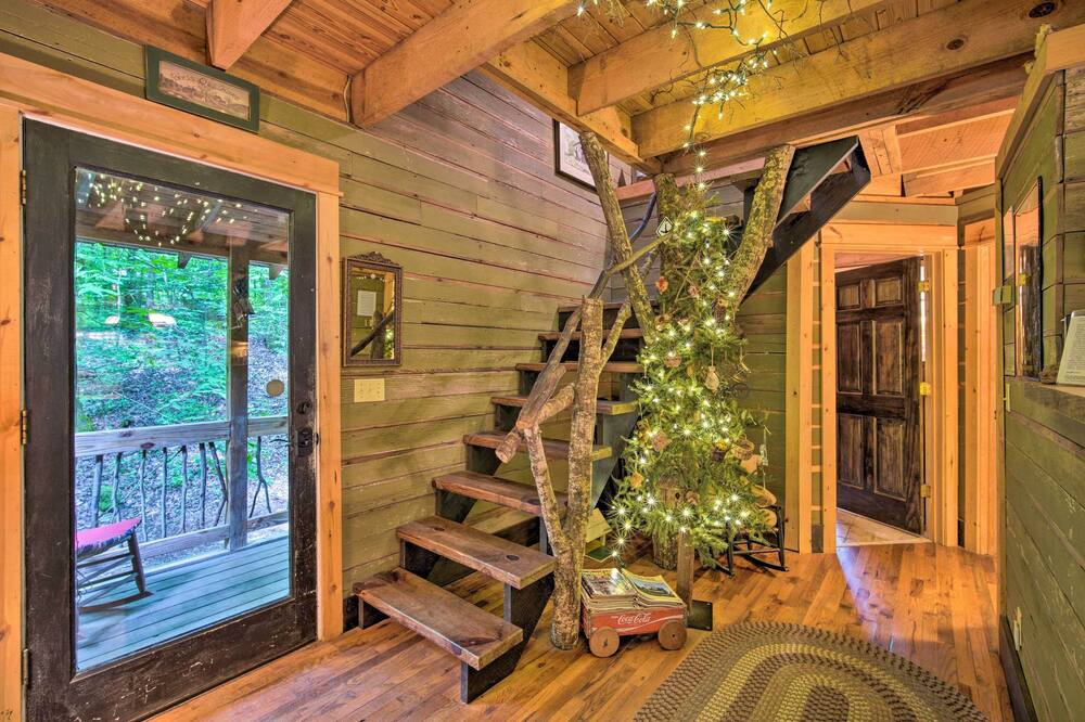 Photo of Others in Chatsworth