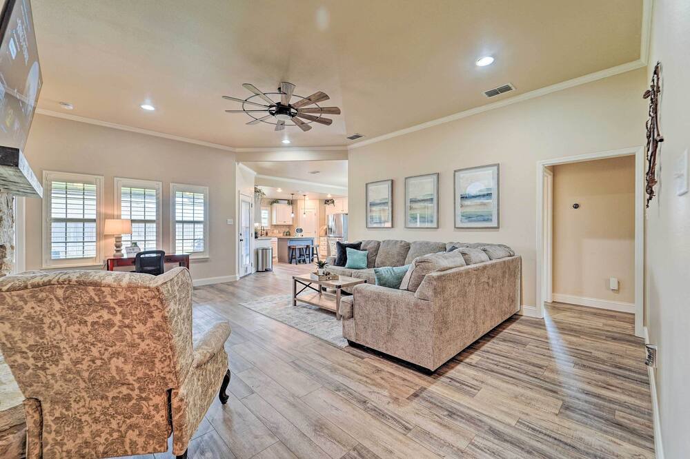 Photo of Livingroom in Lubbock