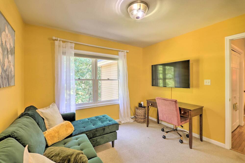 Photo of Livingroom in Stroudsburg