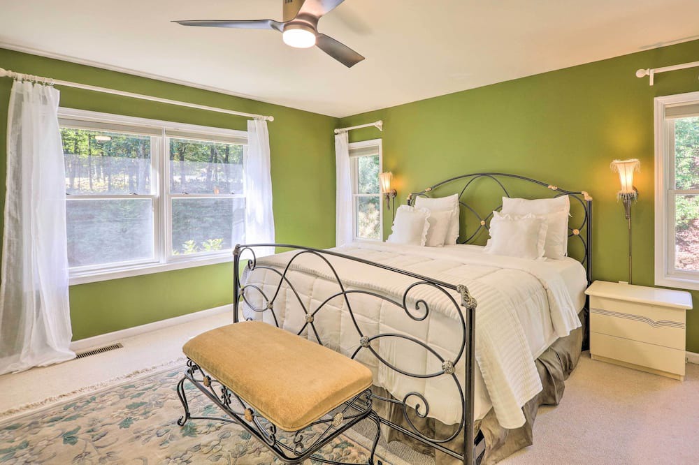 Photo of Others in Stroudsburg