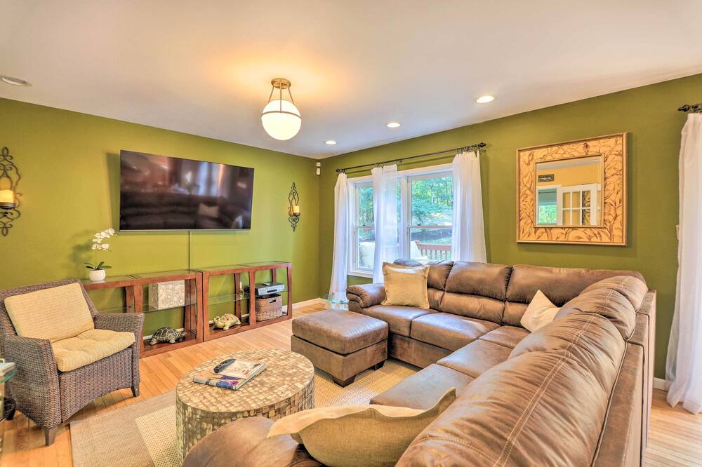Photo of Livingroom in Stroudsburg