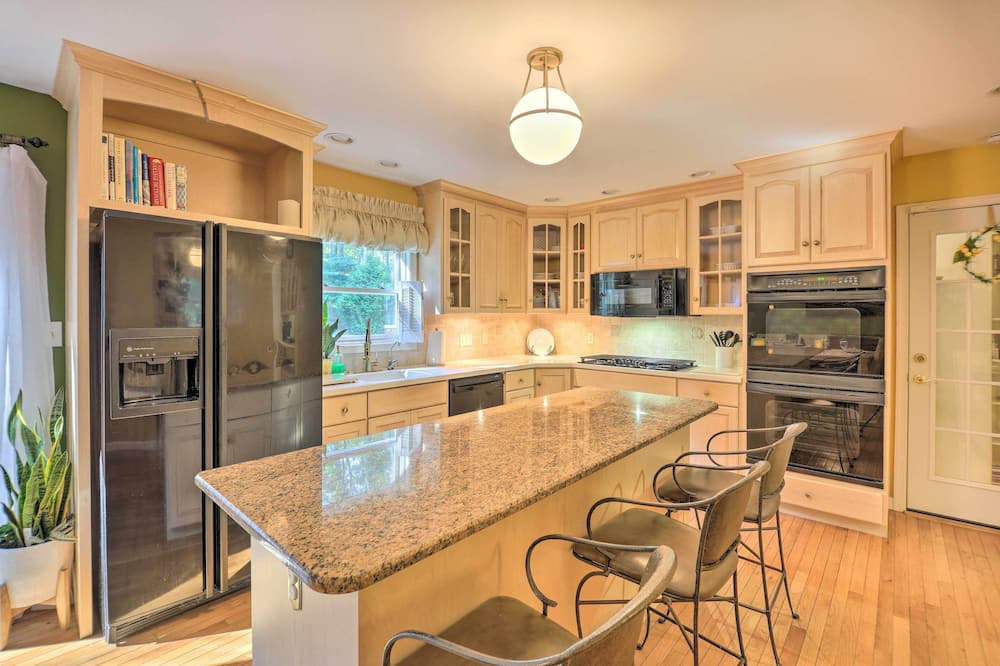 Photo of Others in Stroudsburg