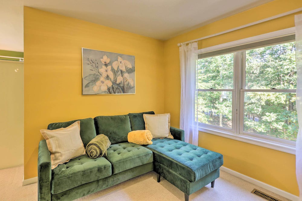 Photo of Livingroom in Stroudsburg