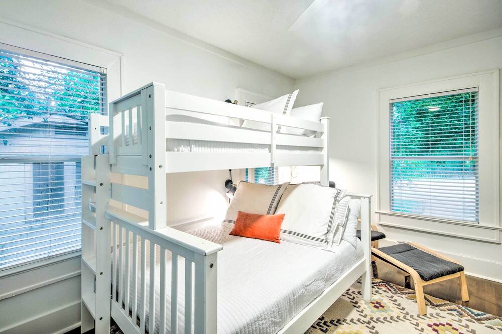 Photo of Bedroom in Greater Belhaven