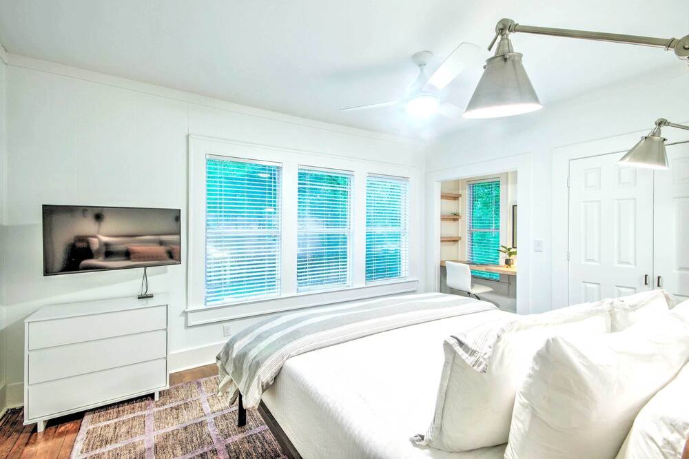 Photo of Bedroom in Greater Belhaven