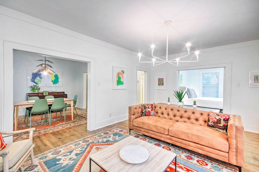 Photo of Livingroom in Greater Belhaven