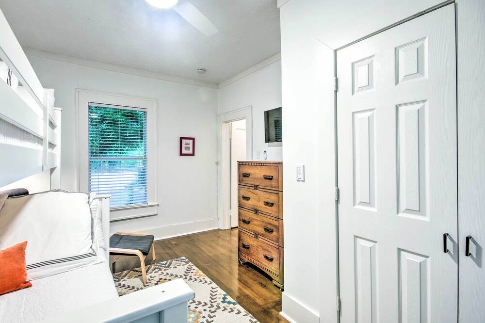 Photo of Bedroom in Greater Belhaven