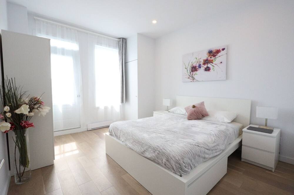 Photo of Bedroom in De Lorimier