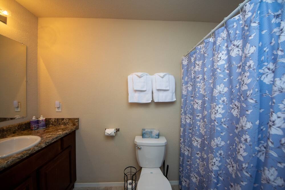 Photo of Bathroom in Highfill