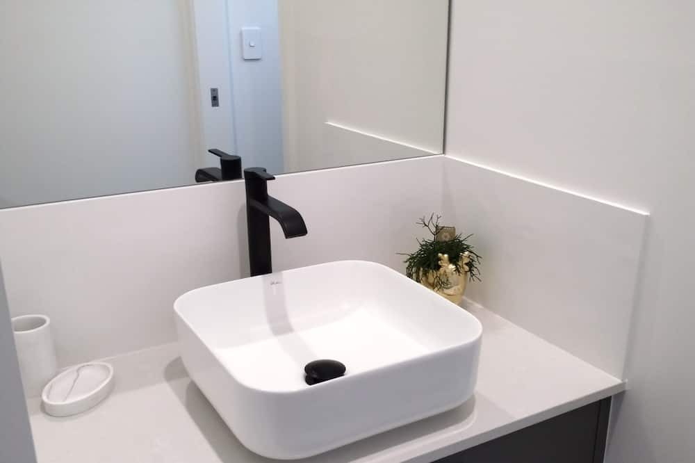 Photo of Bathroom in Pialba