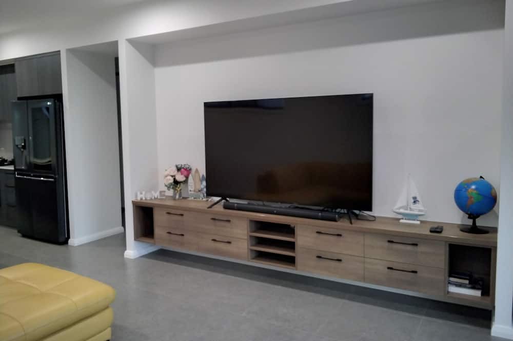 Photo of Livingroom in Pialba