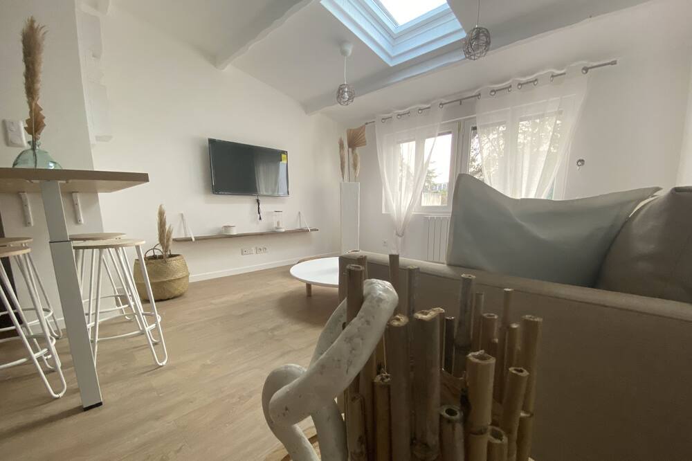 Photo of Livingroom in Chaumontel